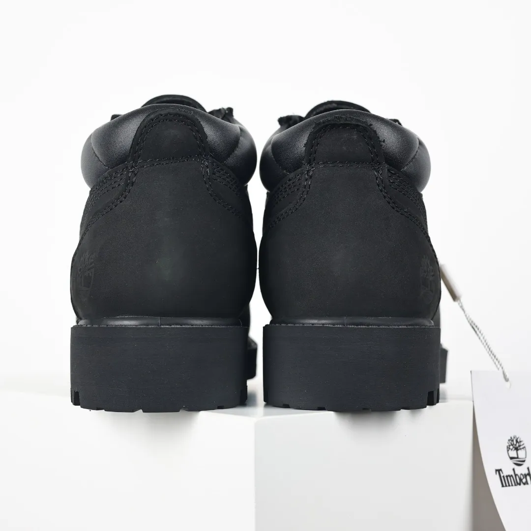 Local self-pickup💰640 Core recommendation Good price Rubber non-slip outsole resists cold and cracks. Authentic and consistent all-leather collar/lining/sole. Equipped with anti-fatigue shock-absorbing honeycomb insole. Extremely comfortable. Full set of original packaging accessories (comes with shoelaces, eraser, and counter bag). Size: 39.5 40 41 42 43 44 45 One size too large.